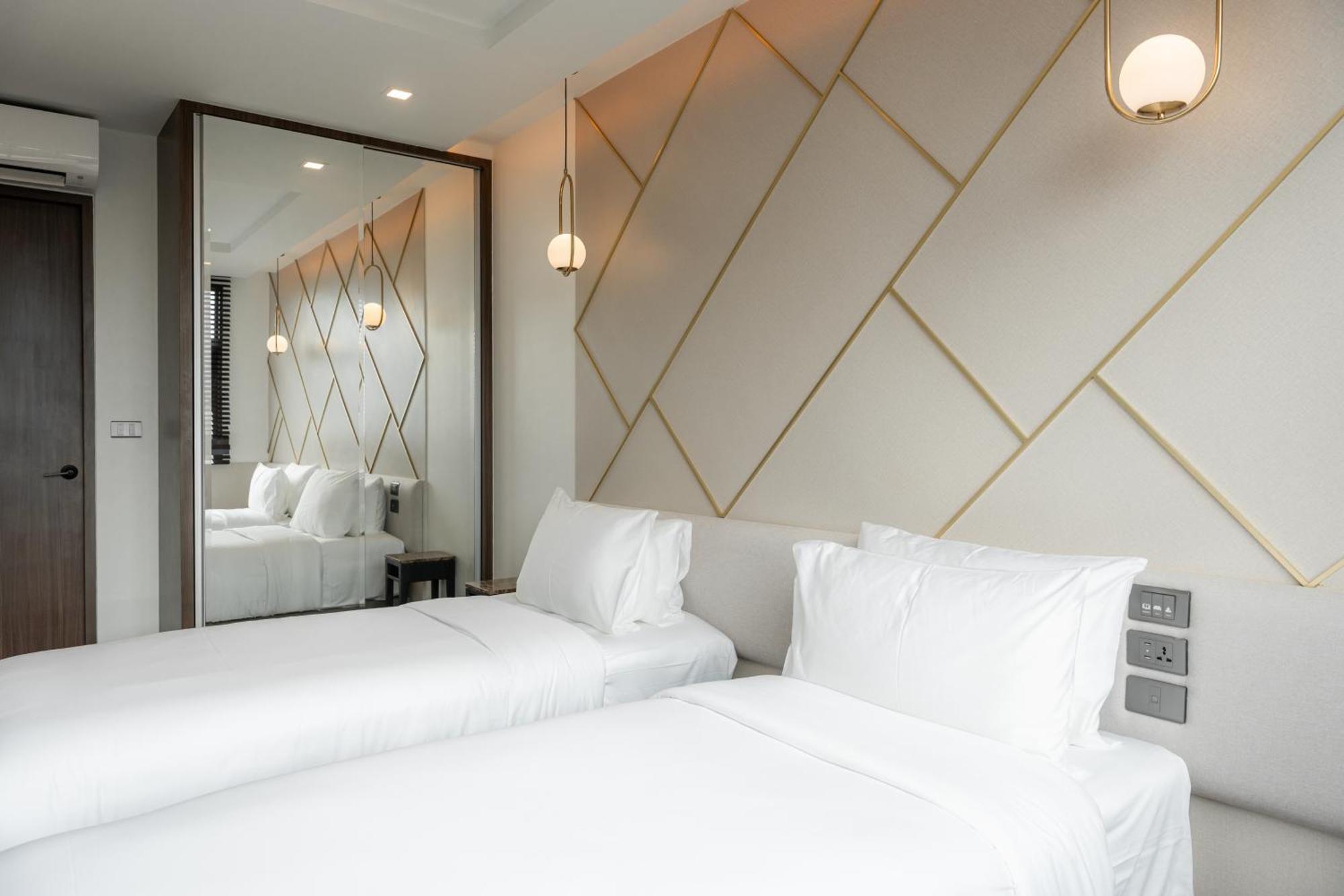 The Proud Karon Beach Phuket Trademark Collection By Wyndham Exterior photo