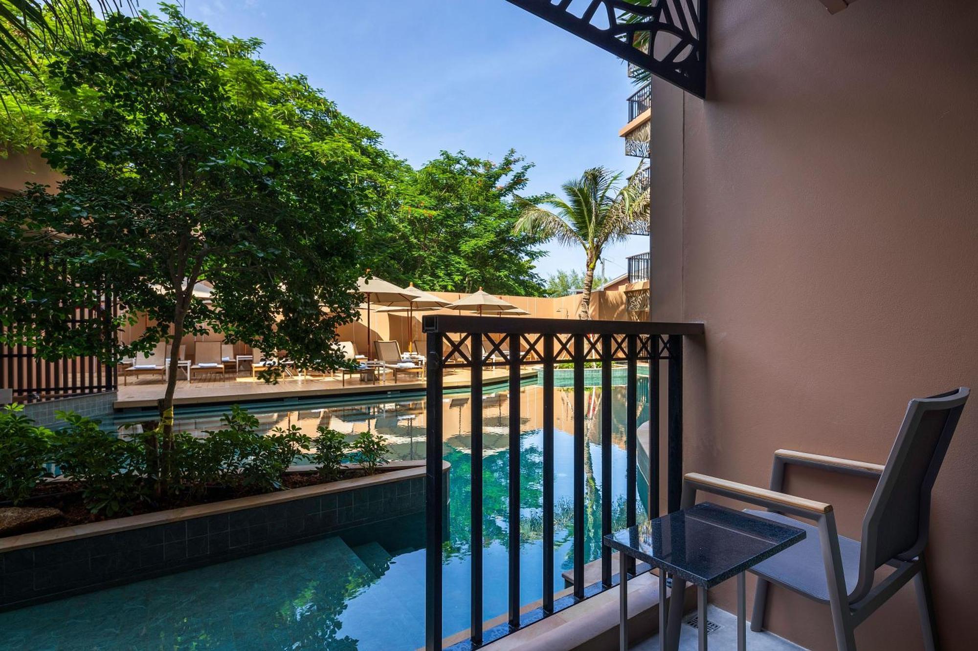 The Proud Karon Beach Phuket Trademark Collection By Wyndham Exterior photo