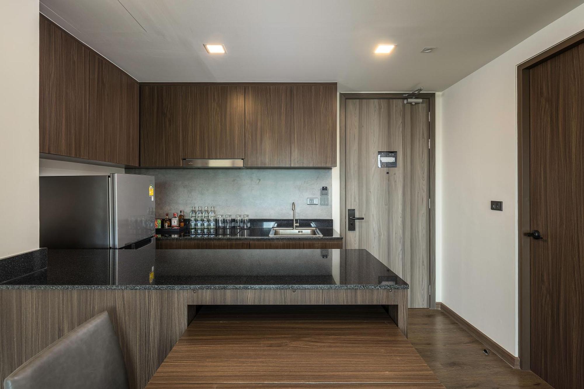 The Proud Karon Beach Phuket Trademark Collection By Wyndham Exterior photo