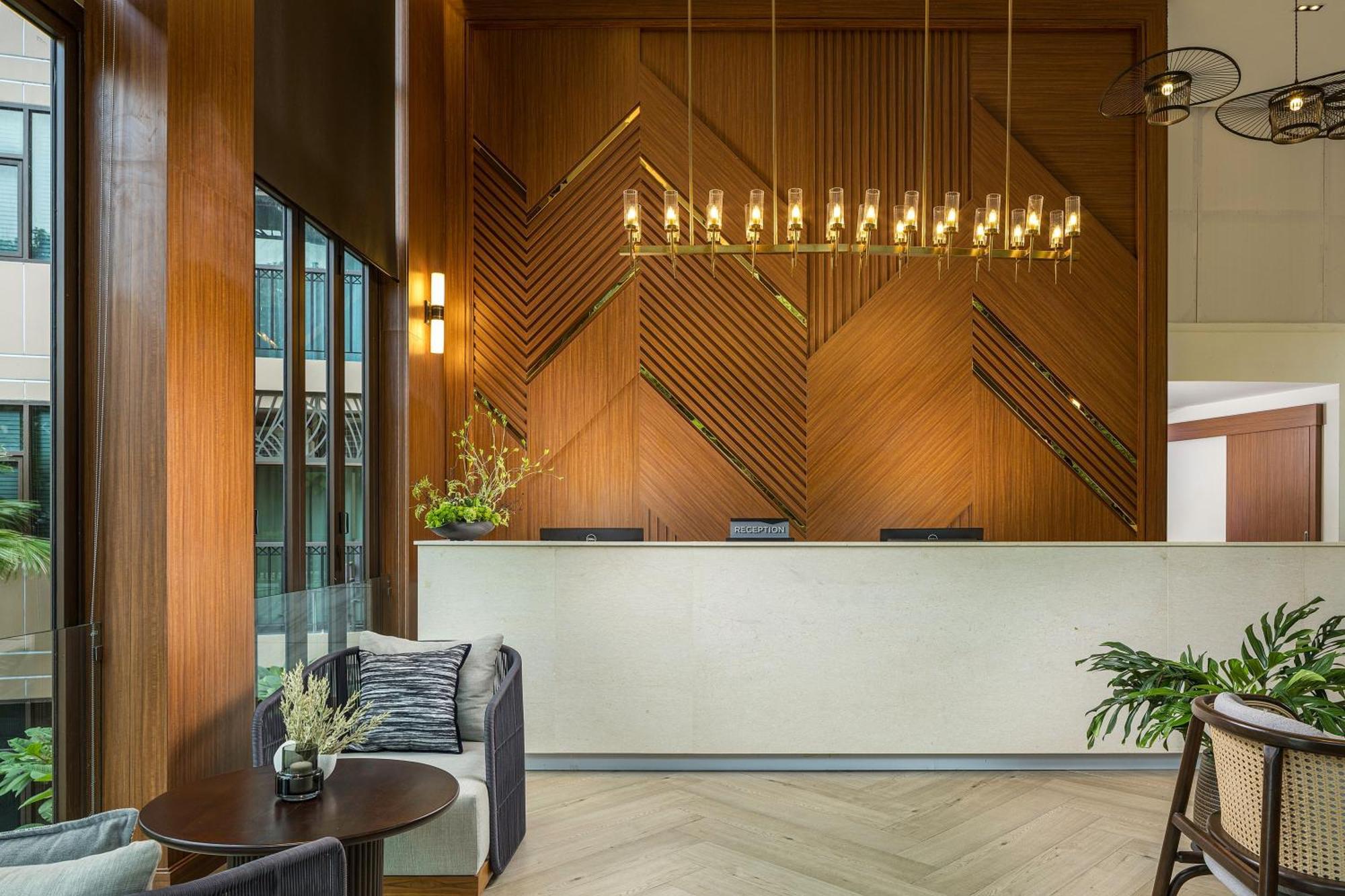 The Proud Karon Beach Phuket Trademark Collection By Wyndham Exterior photo